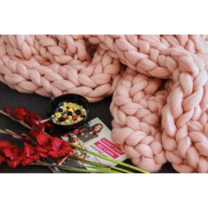 Mega pletená merino deka – pastelová ružová