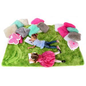 Detský plyšový koberec zelený