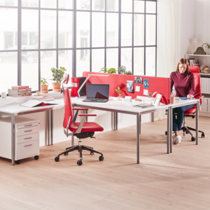 Kancelársky pracovný stôl Adeptus, 1800x800 mm, biely laminát/šedá
