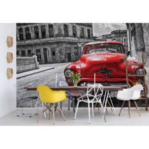 Fototapeta GLIX - Vintage Car Cuba Havana Red + lepidlo ZADARMO Papírová tapeta - 254x184 cm