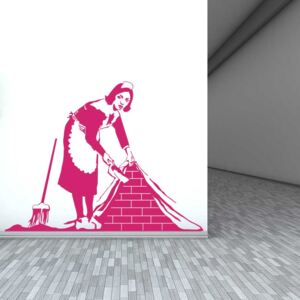 GLIX Banksy "Maid" - nálepka na stenu Růžová 80 x 60 cm