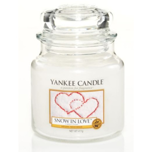 Yankee Candle vonná sviečka Snow In Love Classic stredná