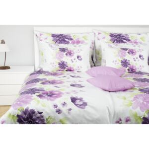Glamonde luxusné saténové obliečky Agata s výraznými fialovými kvetmi a zelenými lístkami na bielom podklade 140×200 cm