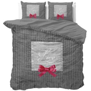 Romantické posteľné obliečky s nádpisom LOVE 200 x 220 cm