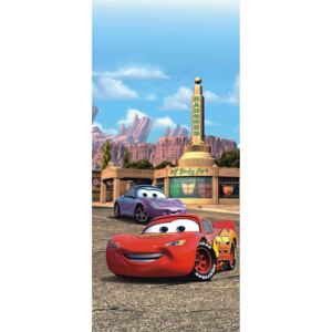 Cars Auta Disney McQueen a Sally - vliesová fototapeta
