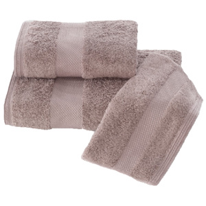 Soft Cotton Luxusné uterák DELUXE 50x100cm. Najlepšie uteráky, ktoré spĺňajú požiadavky na savosť, hebkosť a ľahkú údržbu. Tmavo hnedá