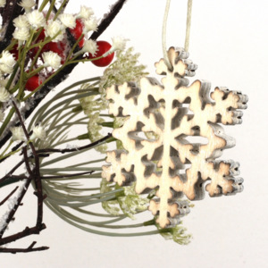 Závesná vianočné dekorácie snehová vločka 18cm