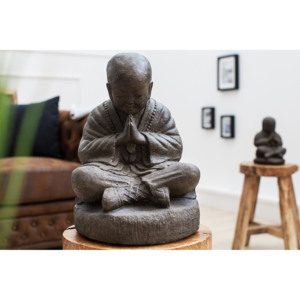 Socha BUDHA, 25 cm - šedá