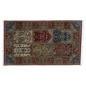 0,82 x 1,42m - Orientálny koberec Begum 1200 Červený