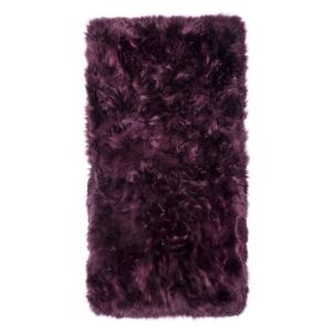 Tmavovínový koberec z ovčej kožušiny Royal Dream Zealand, 140 × 70 cm