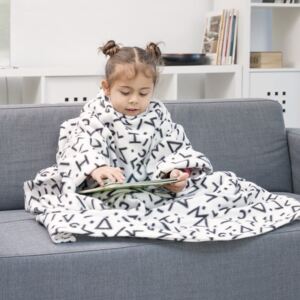 Biela detská deka s rukávmi InnovaGoods Snug Symbols Kangoo