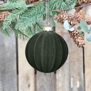 Velúrová vianočná ozdoba Ball Moss 11 cm (kód JESEN2020 na -20 %)