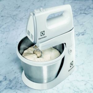 ELECTROLUX ESM3300 šľahač
