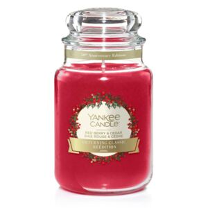 Yankee Candle vonná sviečka Red Berry & Cedar Classic veľká